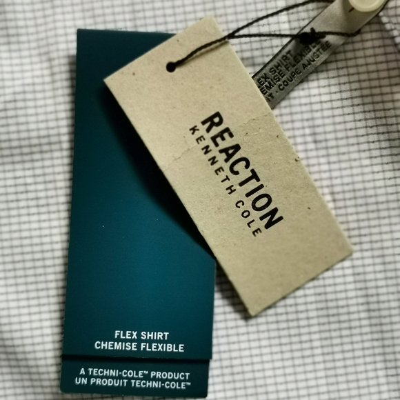 Kenneth Cole Reaction Men's Button down shirt - Picture 3 of 5